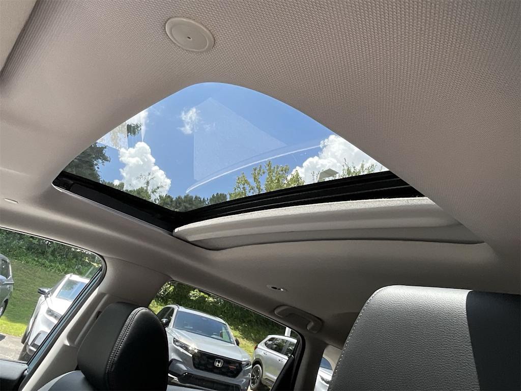 Thumbnail: 2026 Honda HR-V - 18