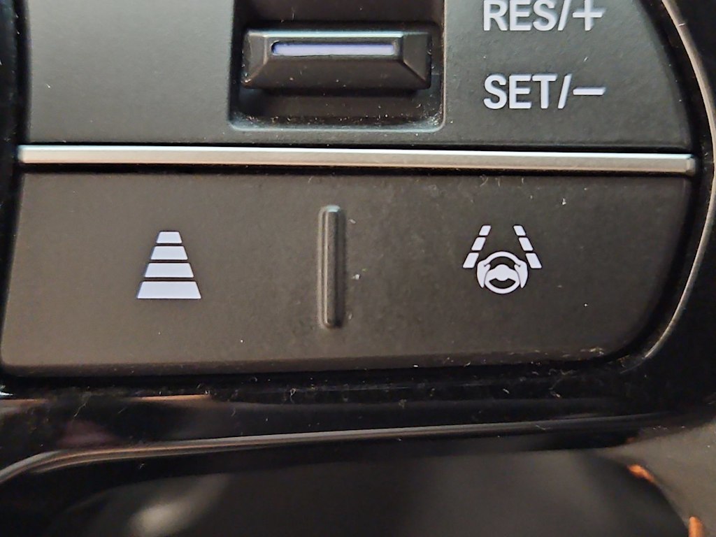 Thumbnail: 2024 Honda HR-V - 32