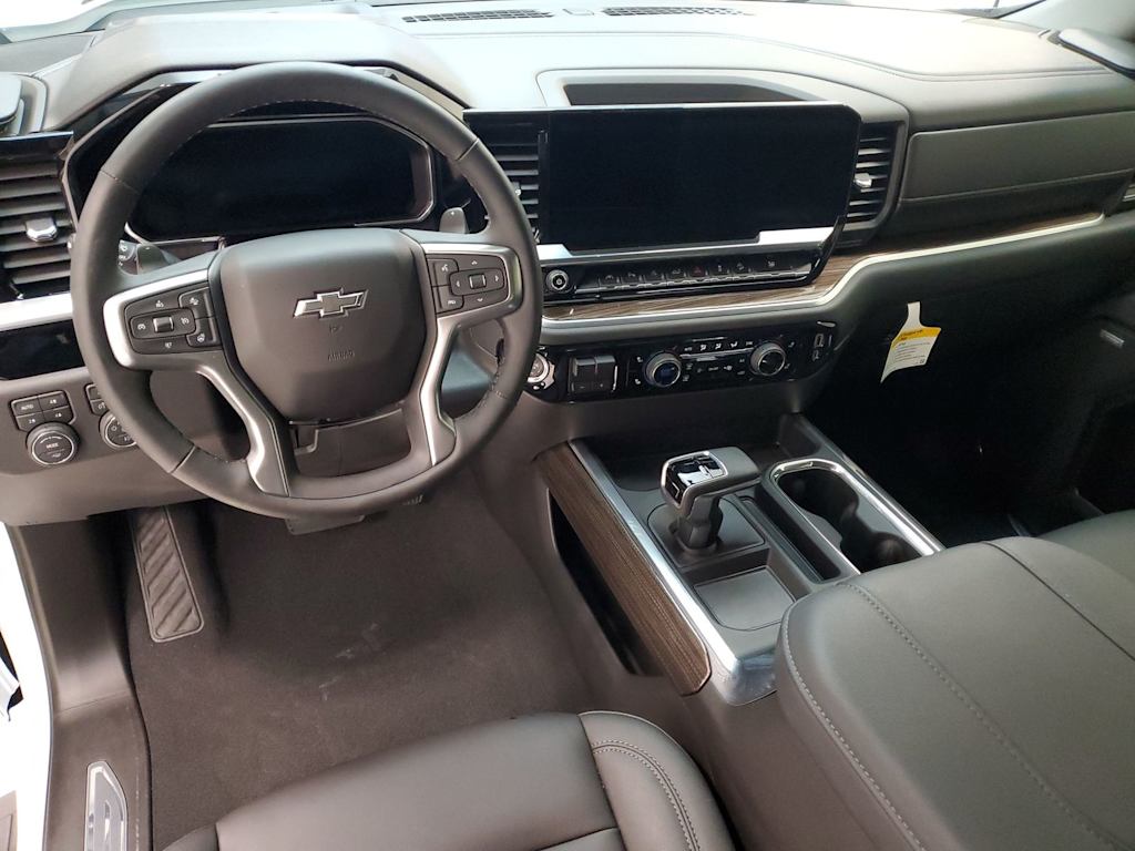 Thumbnail: 2026 Chevrolet Silverado 1500 - 7