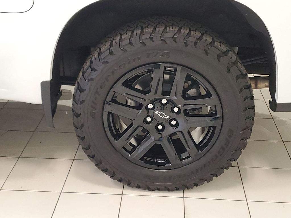 Thumbnail: 2026 Chevrolet Silverado 1500 - 6
