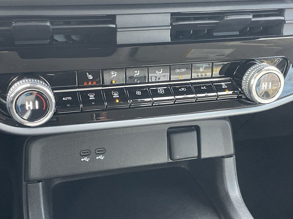 Thumbnail: 2024 Honda Prologue - 31