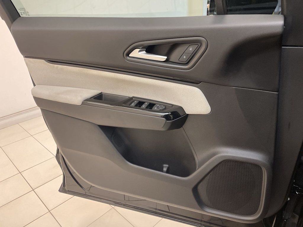 Thumbnail: 2024 Honda Prologue - 24