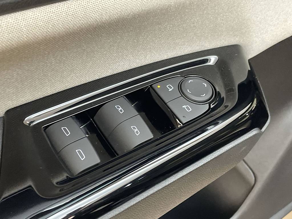 Thumbnail: 2024 Honda Prologue - 25