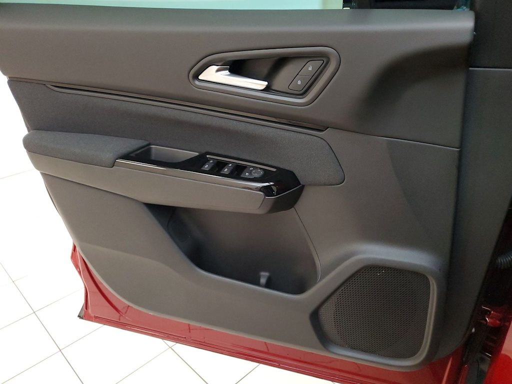 Thumbnail: 2024 Honda Prologue - 31