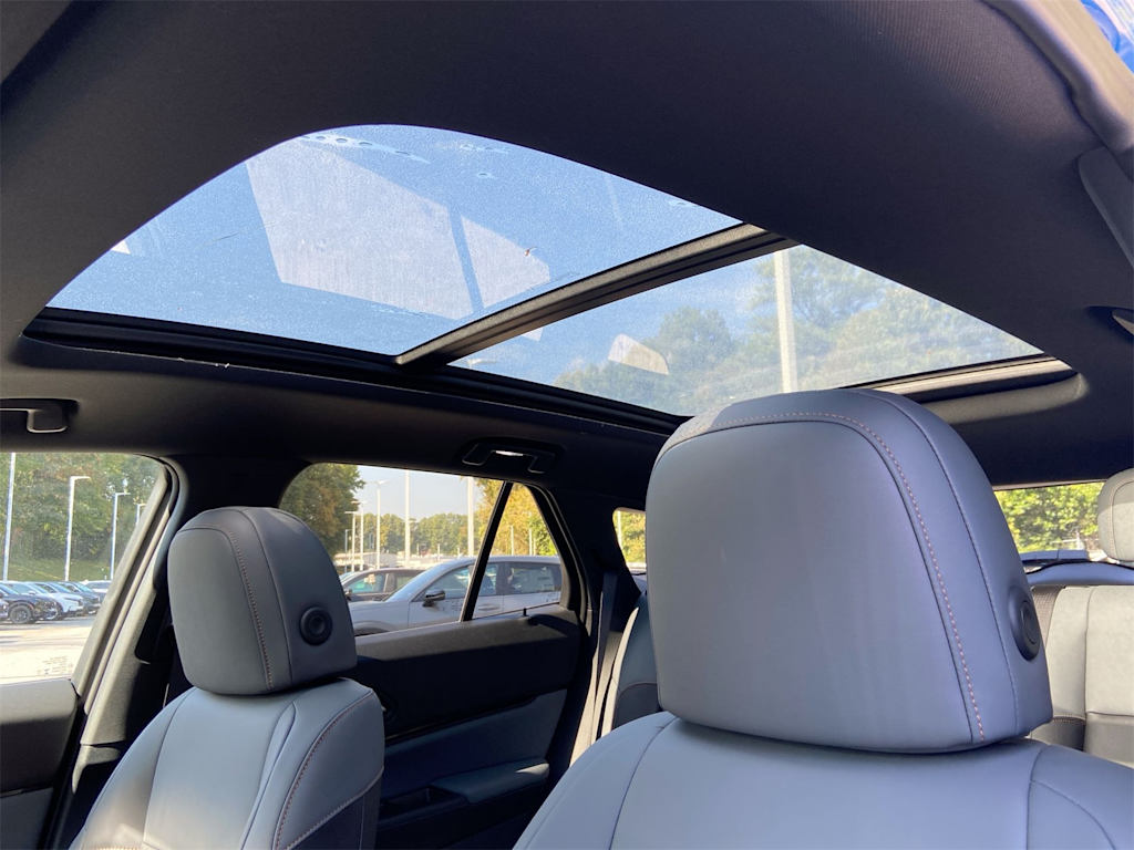 Thumbnail: 2025 Honda Prologue - 15