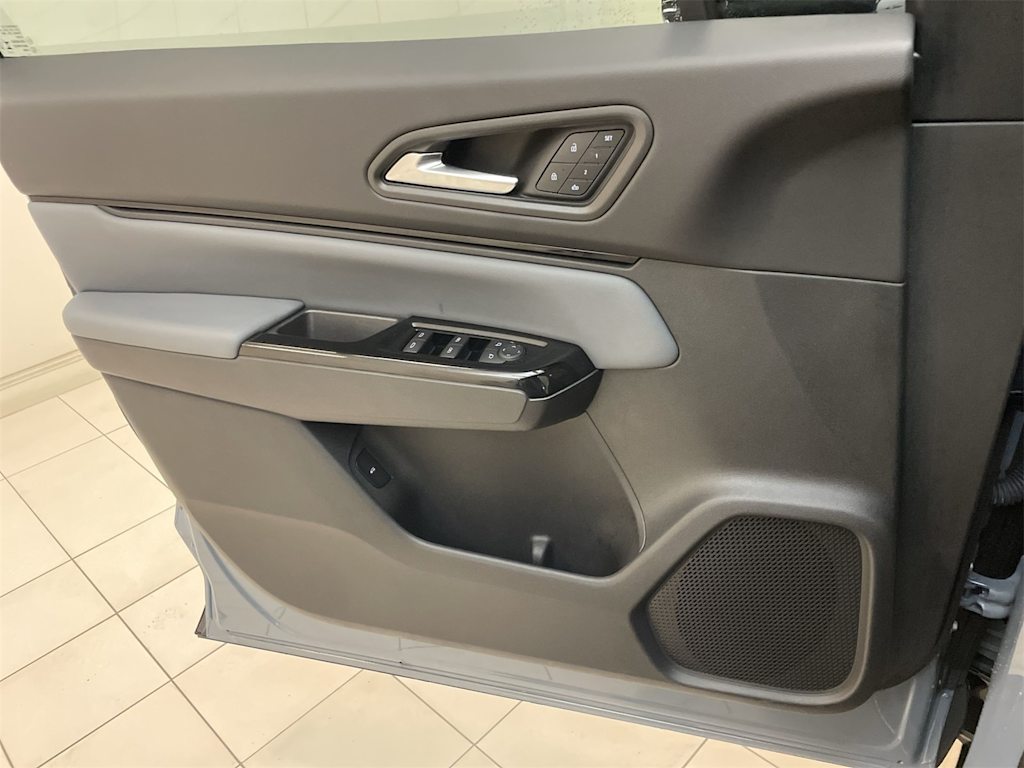 Thumbnail: 2025 Honda Prologue - 25