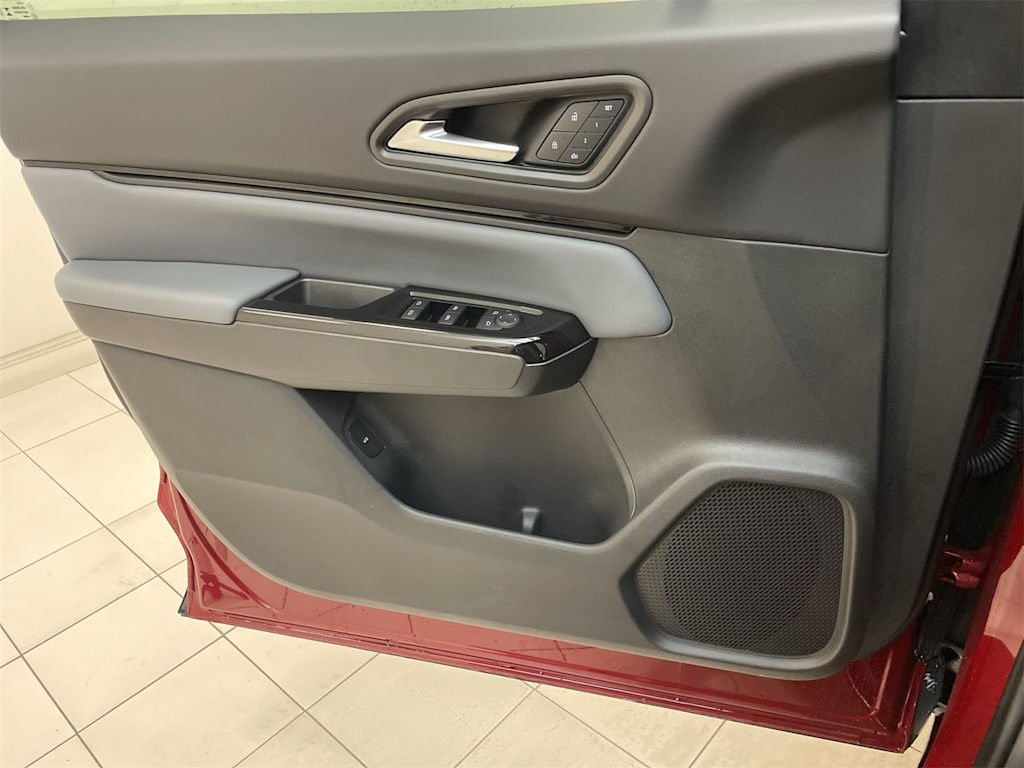 Thumbnail: 2025 Honda Prologue - 25