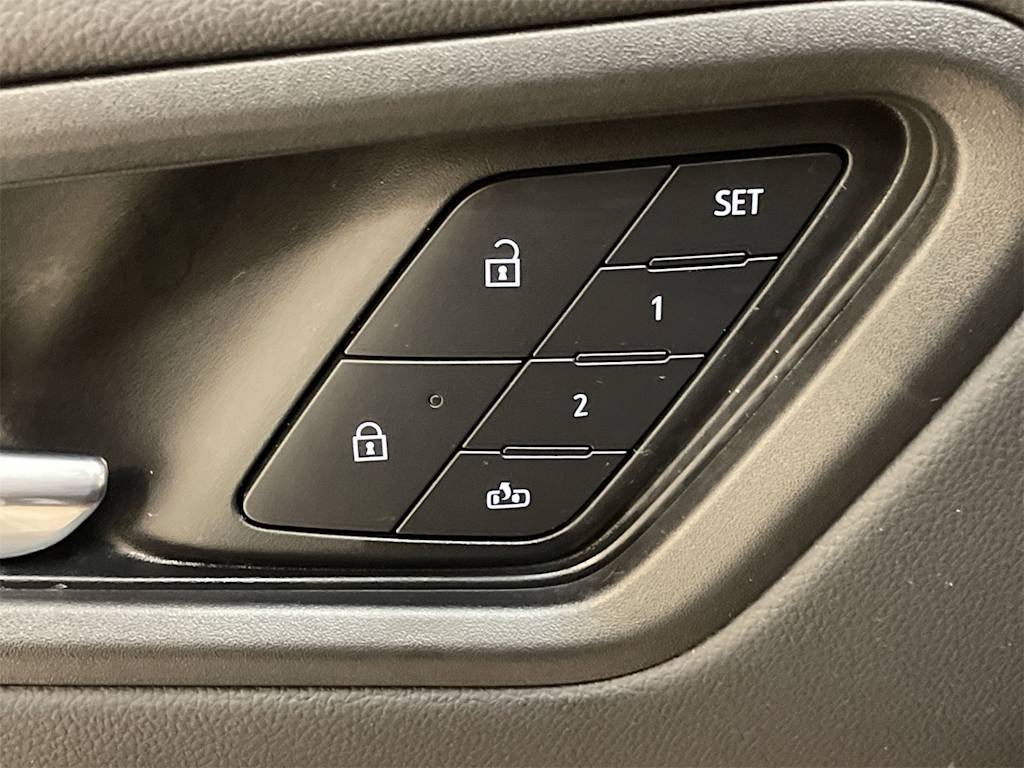 Thumbnail: 2025 Honda Prologue - 27