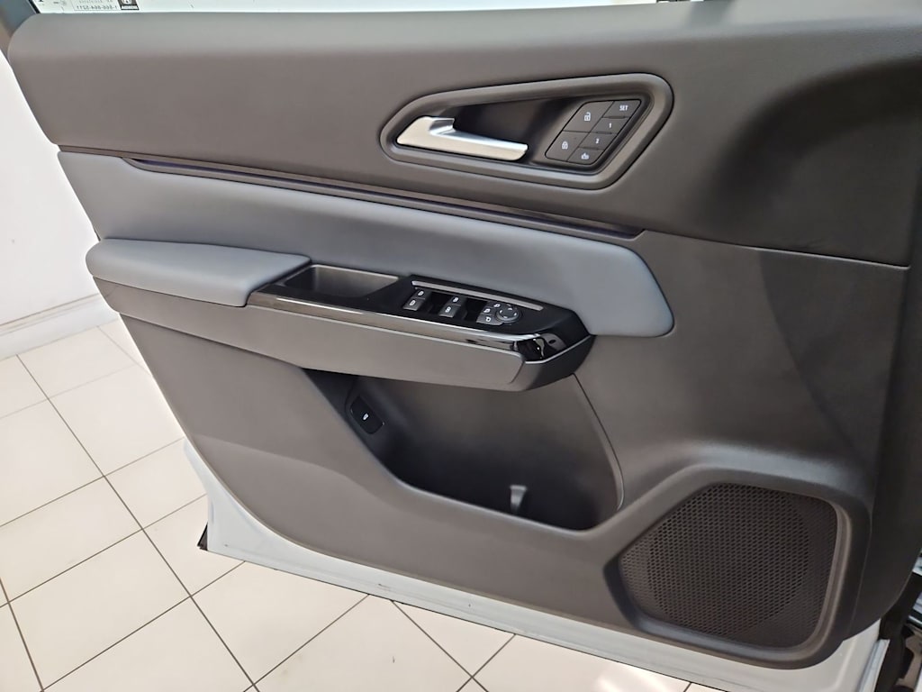 Thumbnail: 2026 Honda Prologue - 25