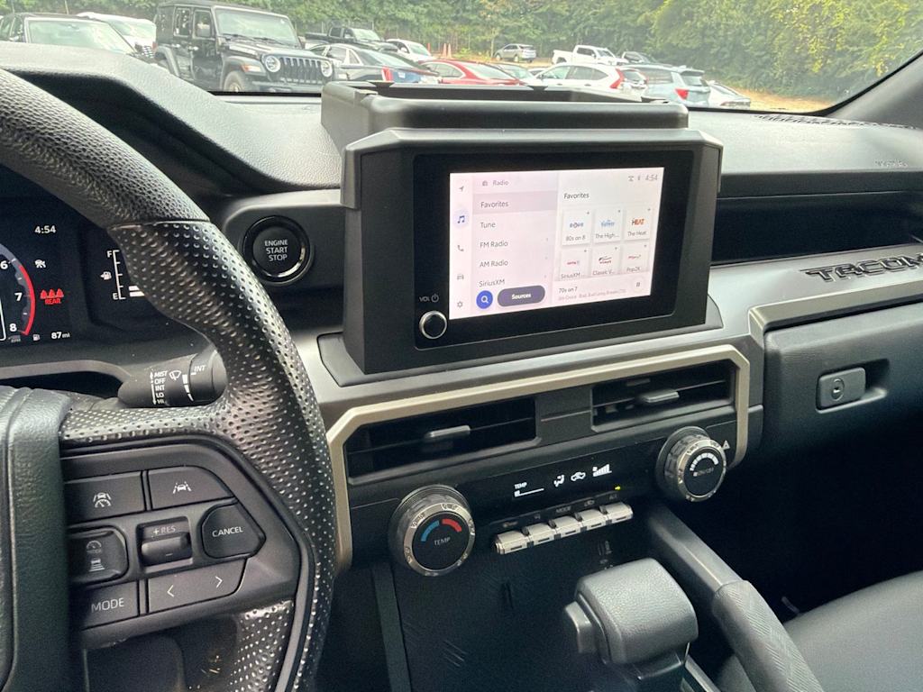 Thumbnail: 2024 Toyota Tacoma - 9