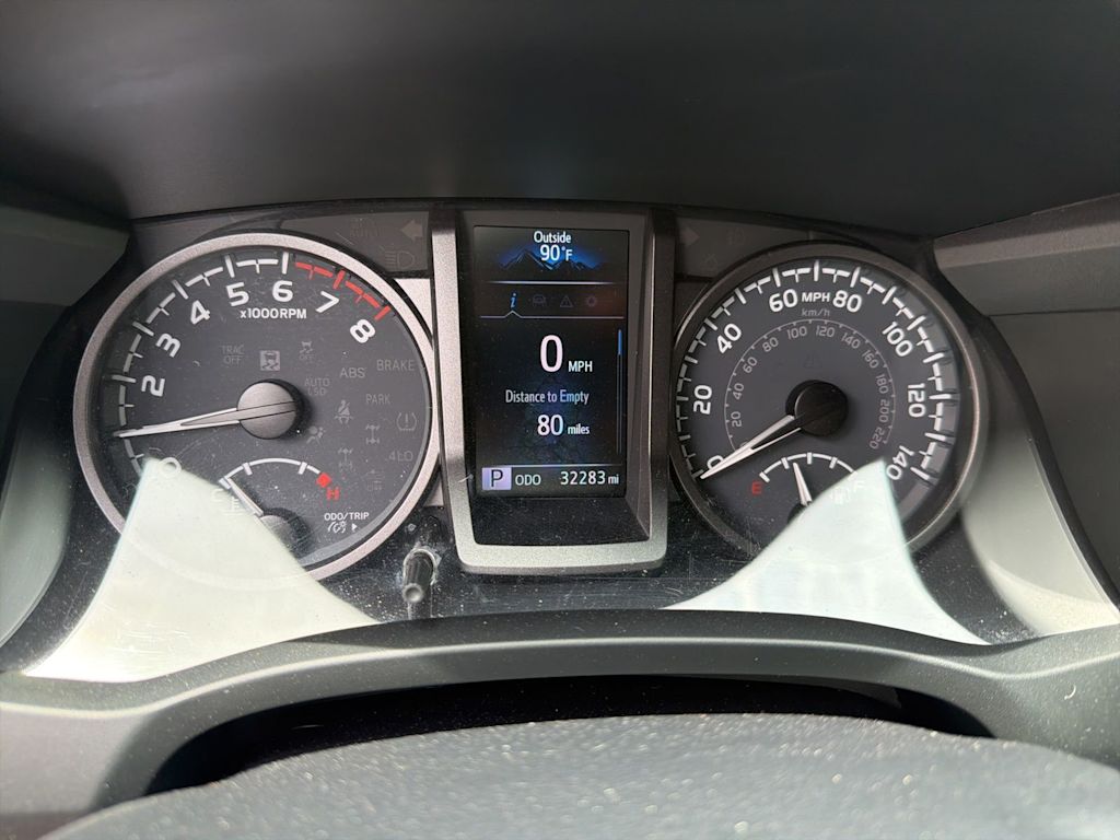 Thumbnail: 2021 Toyota Tacoma - 11
