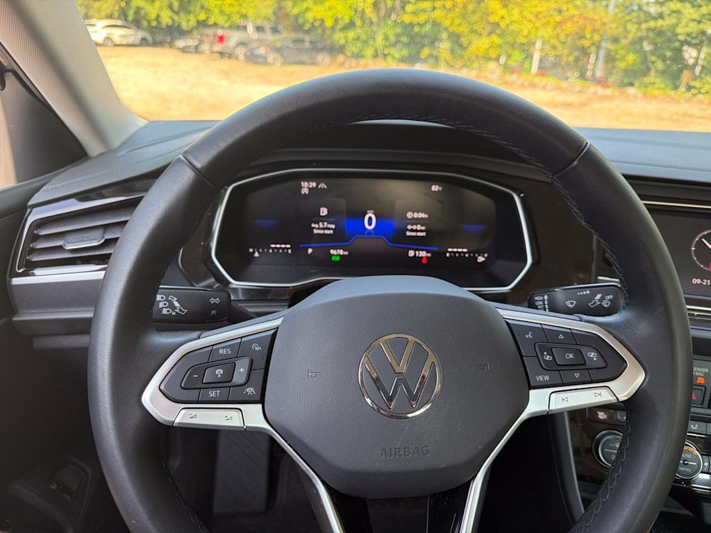 Thumbnail: 2024 Volkswagen Jetta - 8