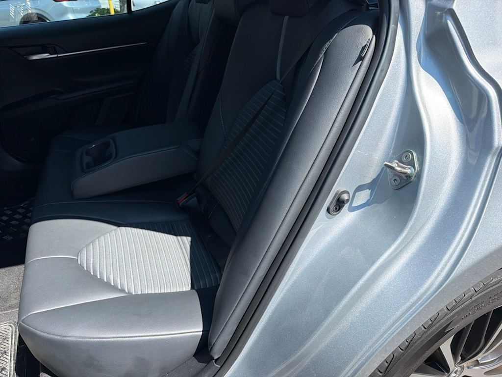 Thumbnail: 2019 Toyota Camry - 7