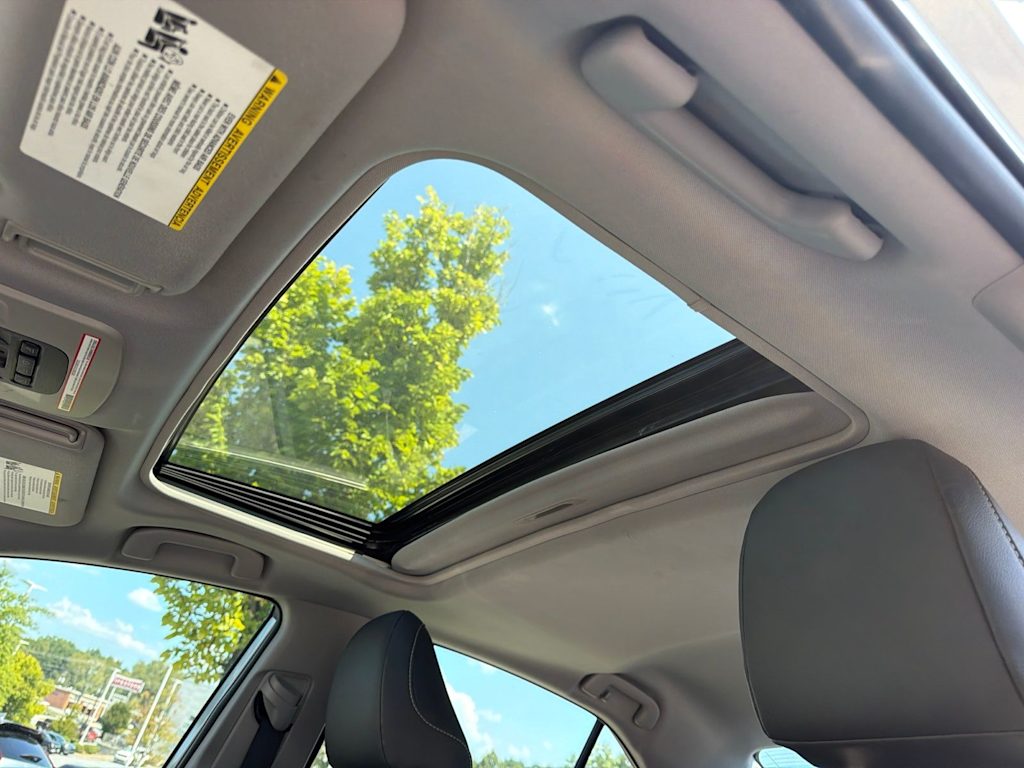 Thumbnail: 2019 Toyota Camry - 23