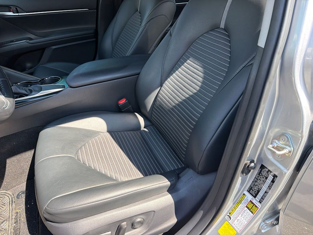 Thumbnail: 2019 Toyota Camry - 22
