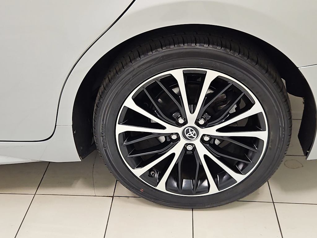 Thumbnail: 2019 Toyota Camry - 6