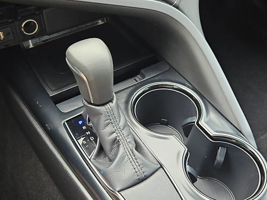 Thumbnail: 2019 Toyota Camry - 12