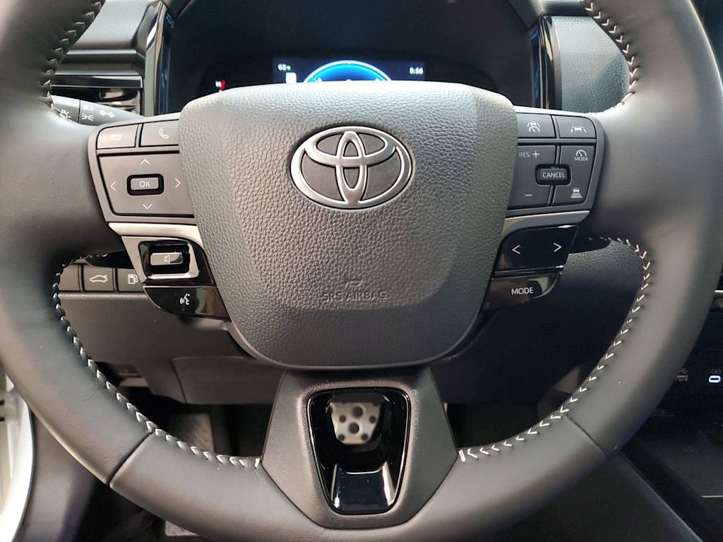 Thumbnail: 2025 Toyota Camry - 18