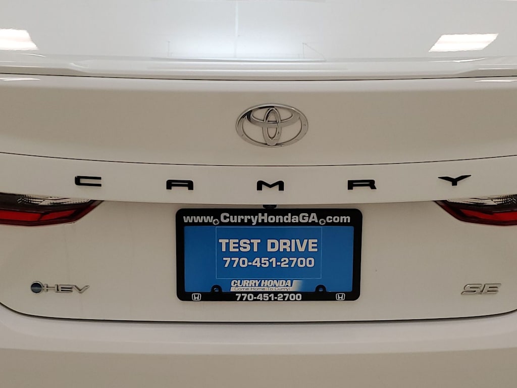 Thumbnail: 2025 Toyota Camry - 13