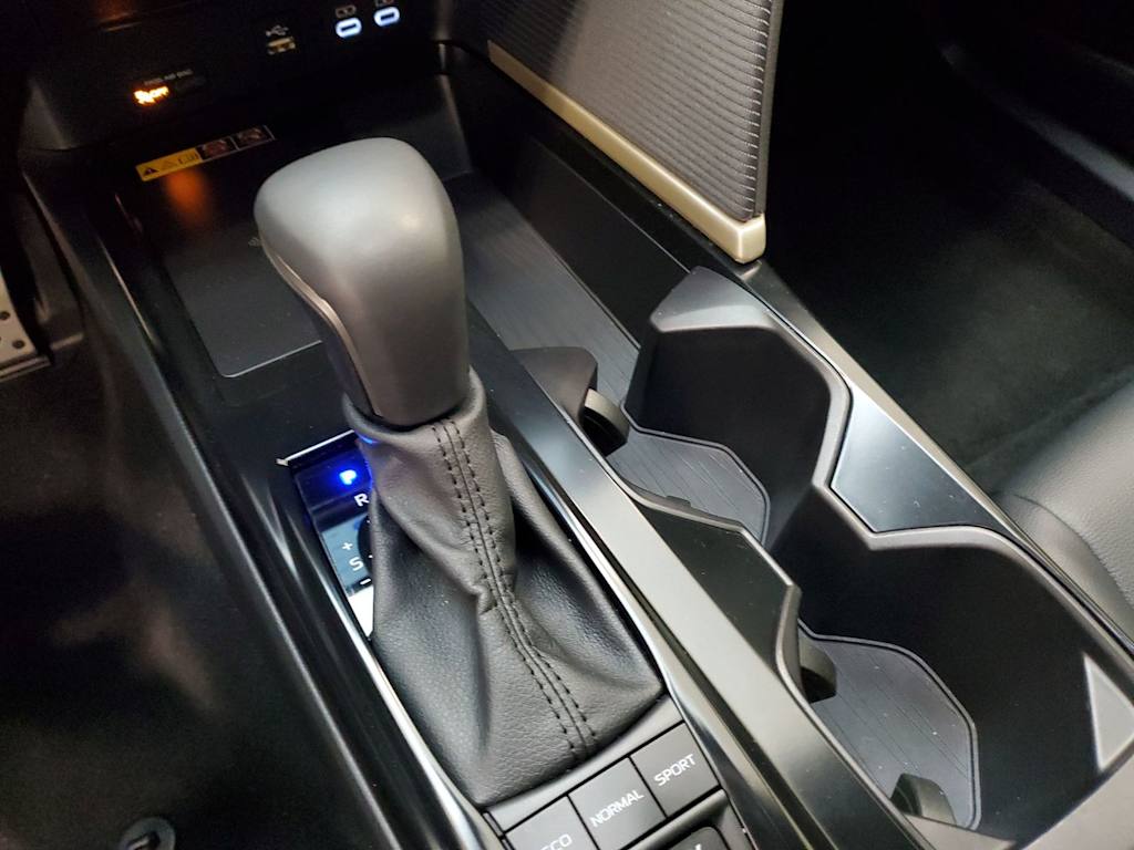Thumbnail: 2025 Toyota Camry - 10