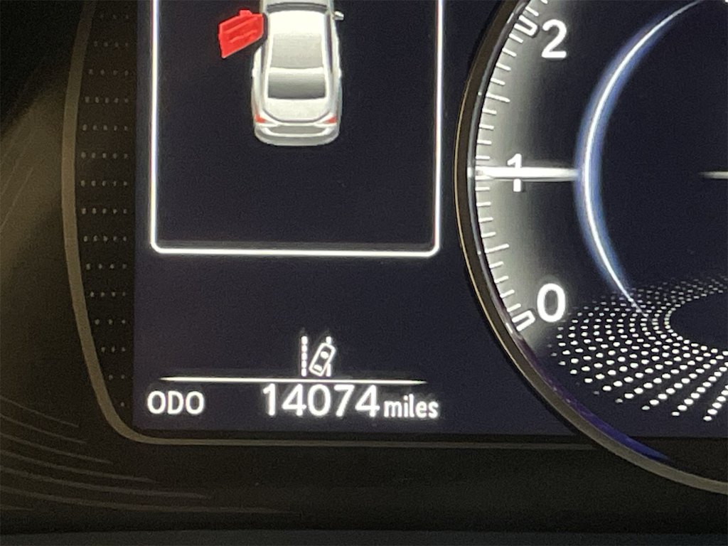 Thumbnail: 2025 Lexus ES - 22