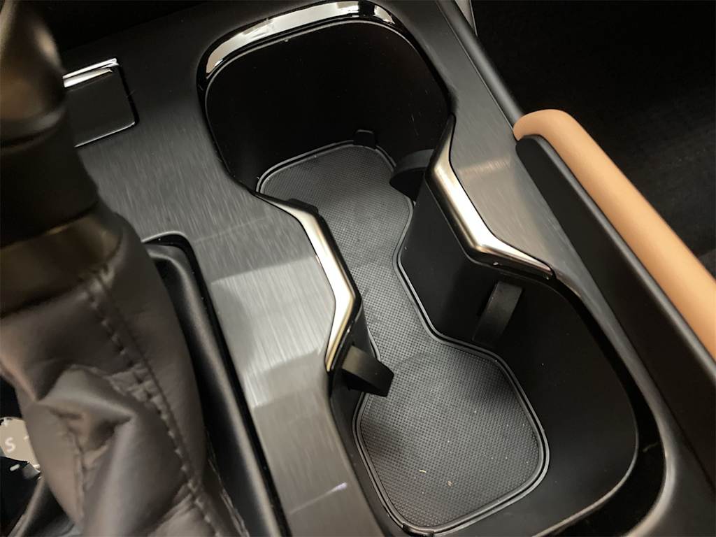 Thumbnail: 2025 Lexus ES - 18