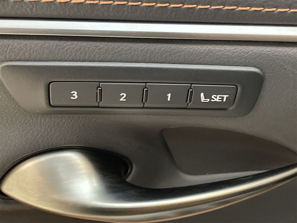 Thumbnail: 2025 Lexus ES - 25