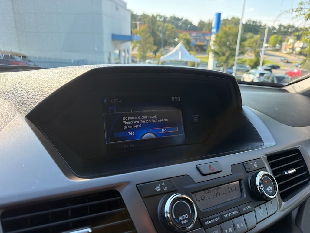 Thumbnail: 2015 Honda Odyssey - 9