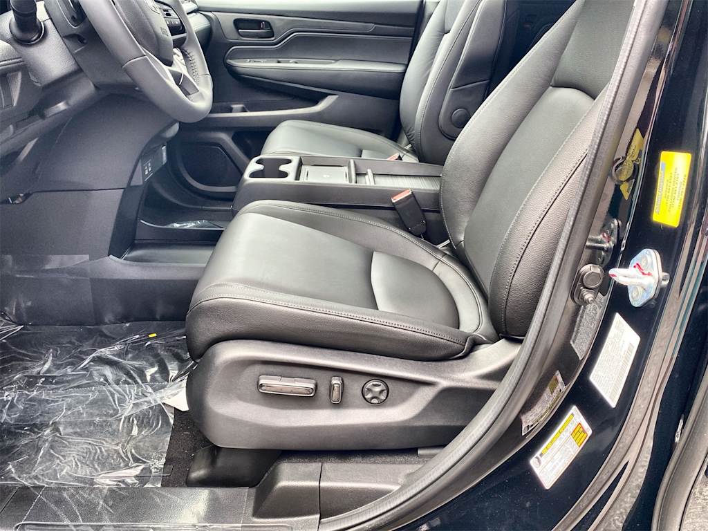 Thumbnail: 2026 Honda Odyssey - 9