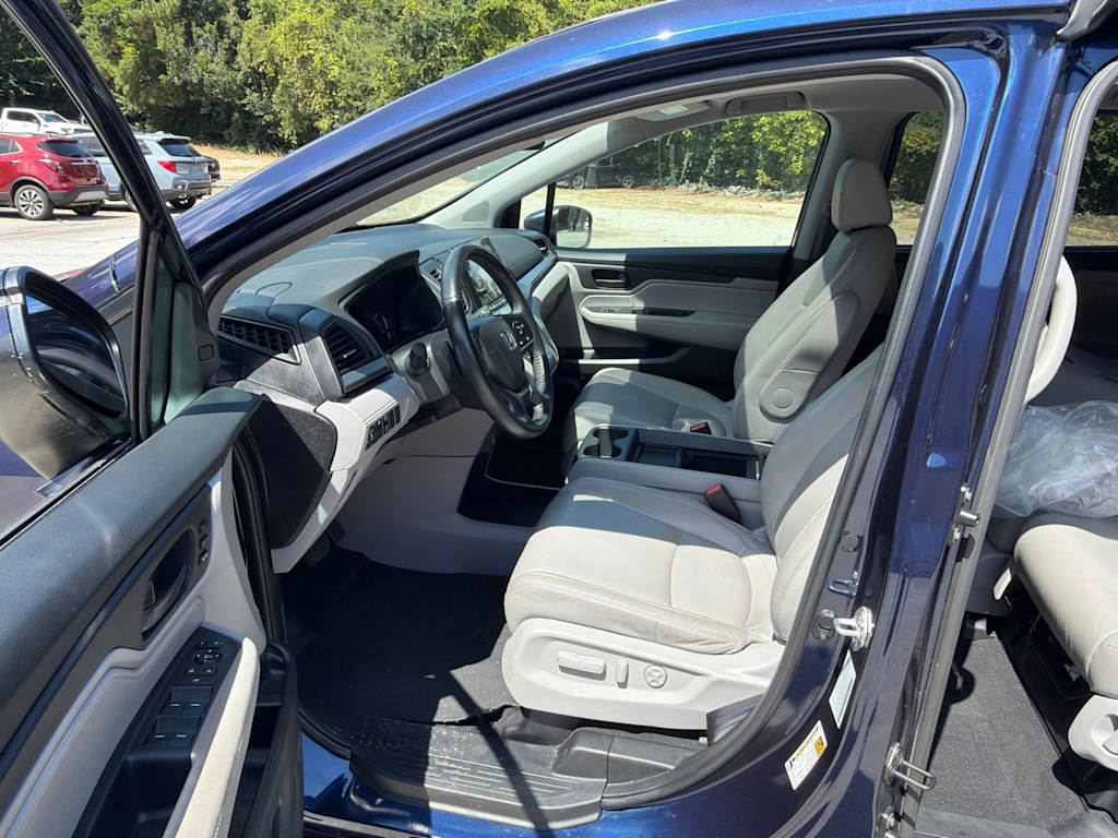 Thumbnail: 2023 Honda Odyssey - 8