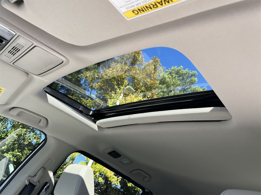 Thumbnail: 2025 Honda Odyssey - 16