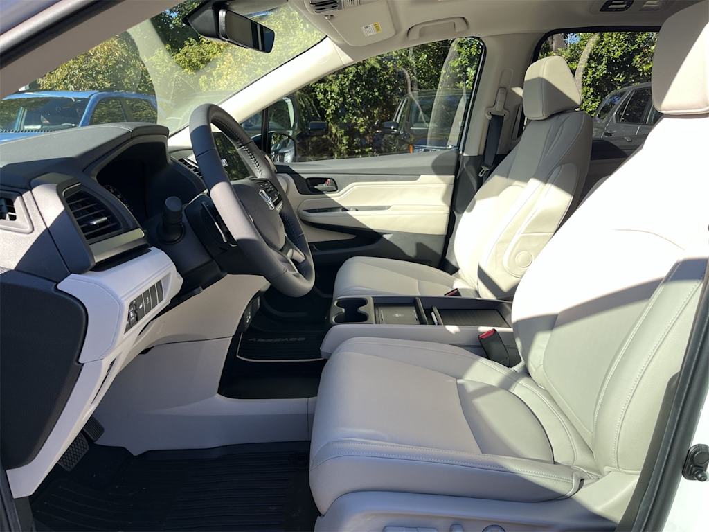 Thumbnail: 2025 Honda Odyssey - 9