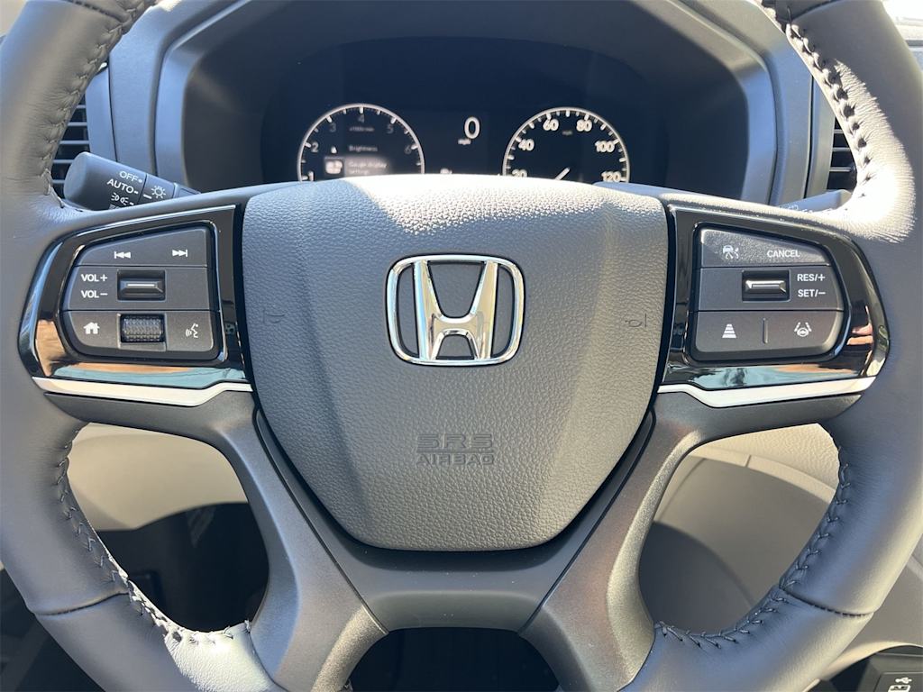 Thumbnail: 2025 Honda Odyssey - 21