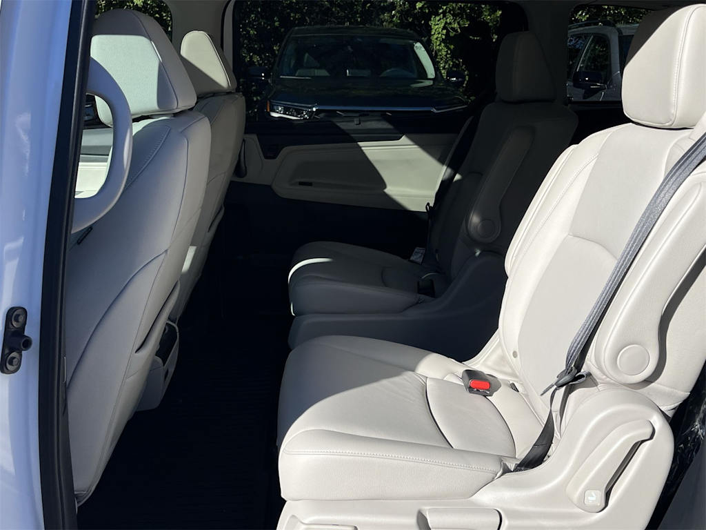 Thumbnail: 2025 Honda Odyssey - 10