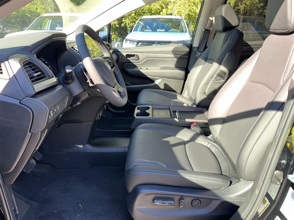 Thumbnail: 2026 Honda Odyssey - 9