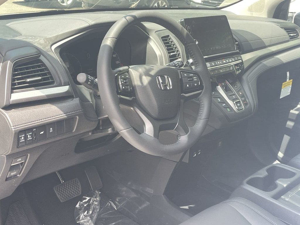 Thumbnail: 2026 Honda Odyssey - 8