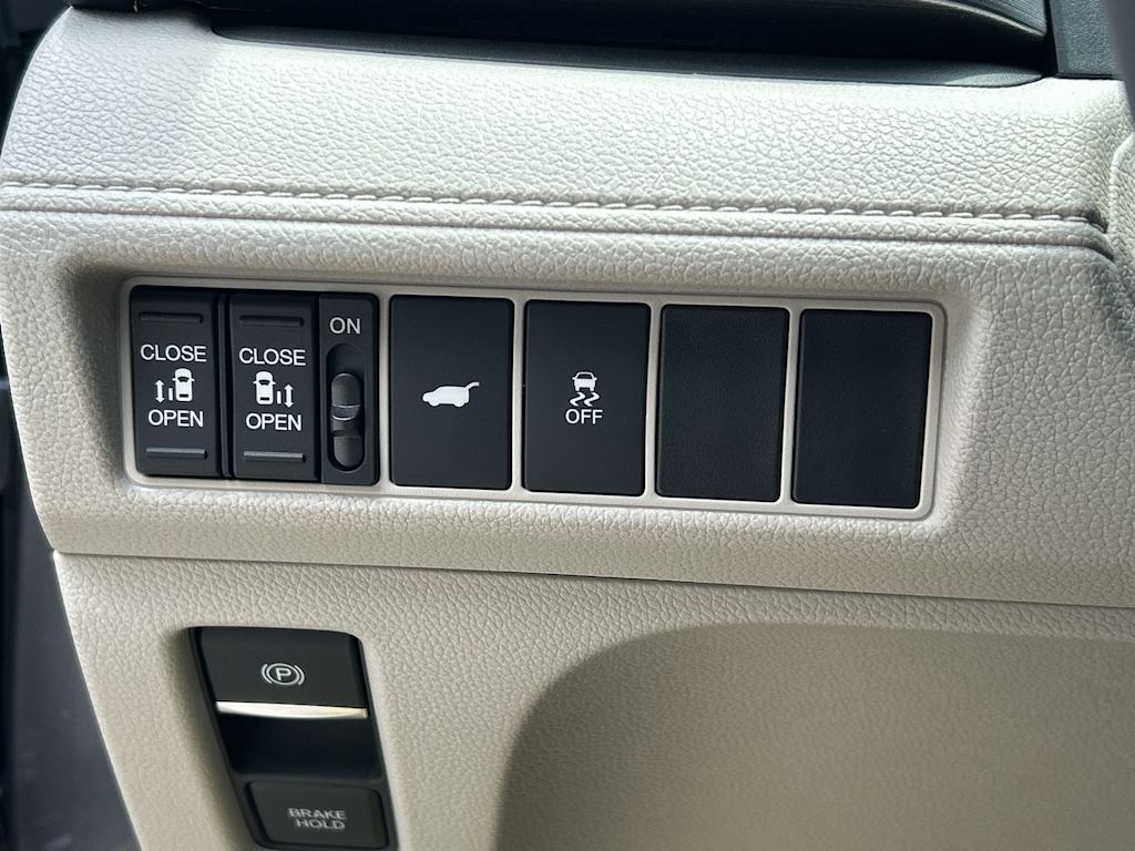 Thumbnail: 2026 Honda Odyssey - 24