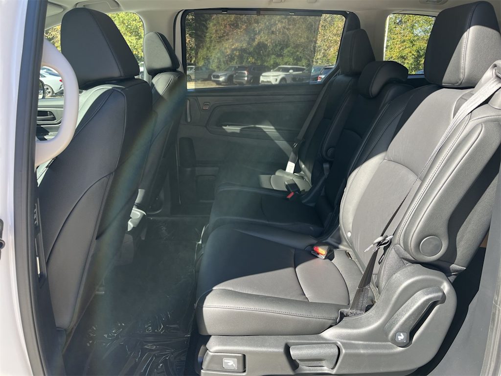 Thumbnail: 2026 Honda Odyssey - 10