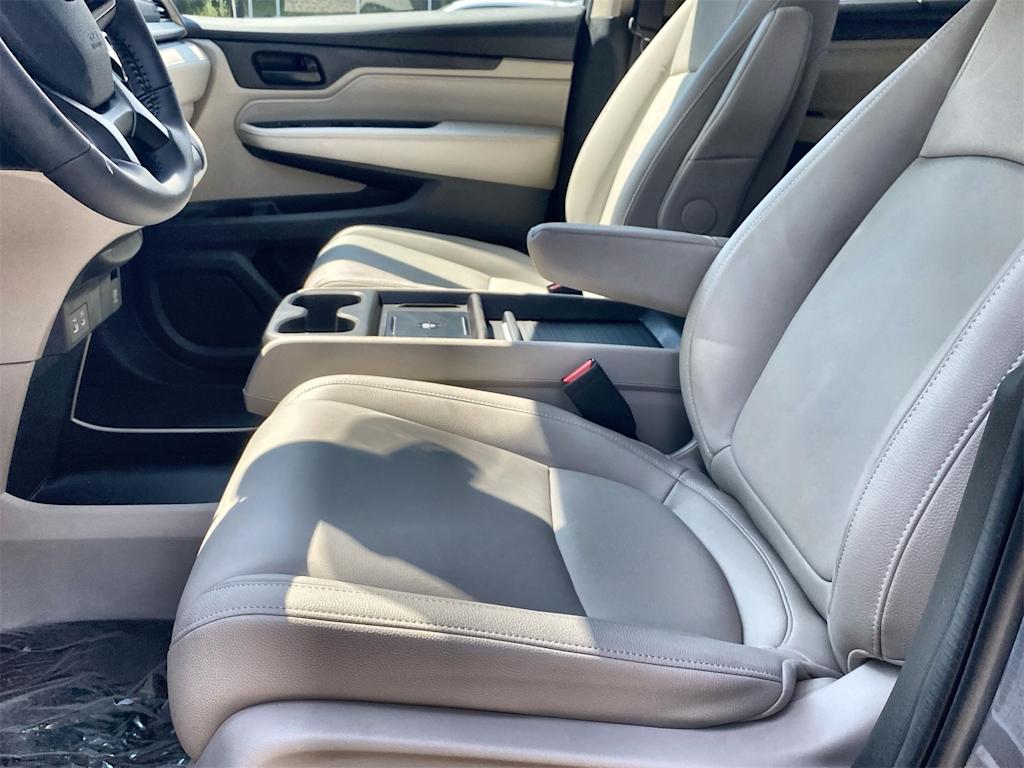 Thumbnail: 2026 Honda Odyssey - 9