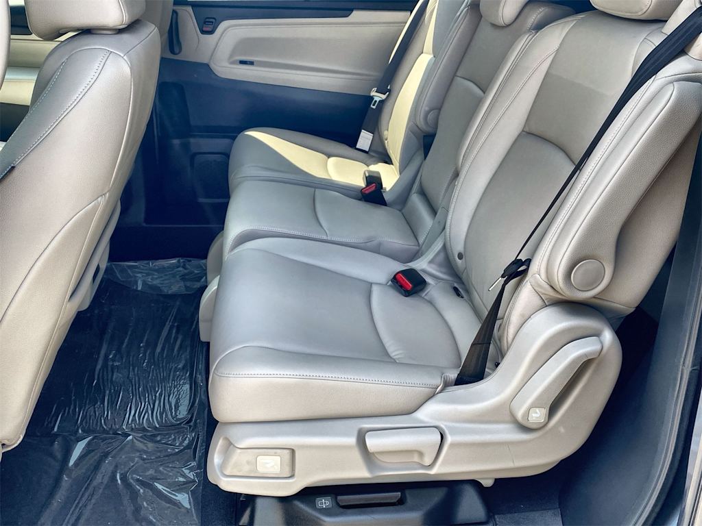 Thumbnail: 2026 Honda Odyssey - 10