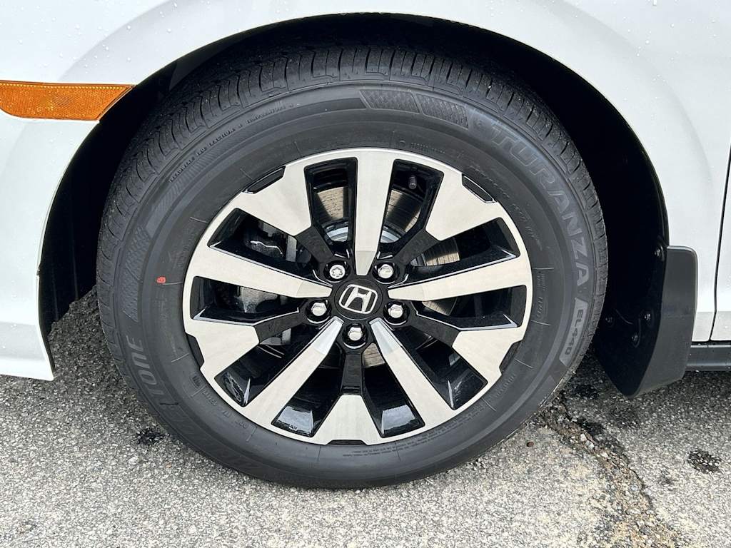 Thumbnail: 2026 Honda Odyssey - 7
