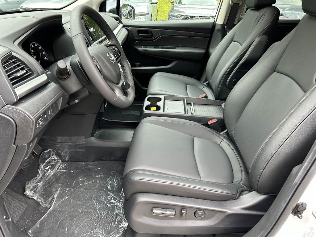 Thumbnail: 2026 Honda Odyssey - 9