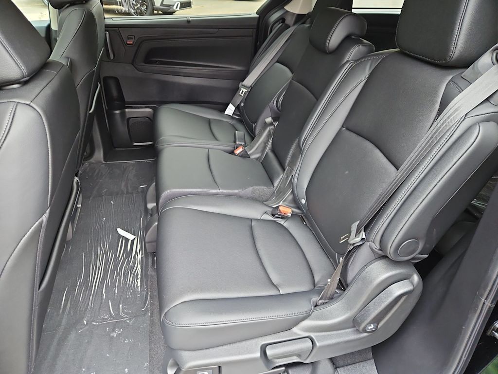 Thumbnail: 2027 Honda Odyssey - 10