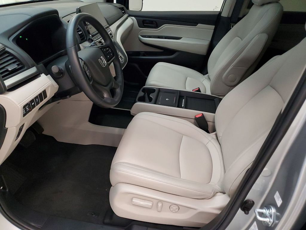 Thumbnail: 2025 Honda Odyssey - 8