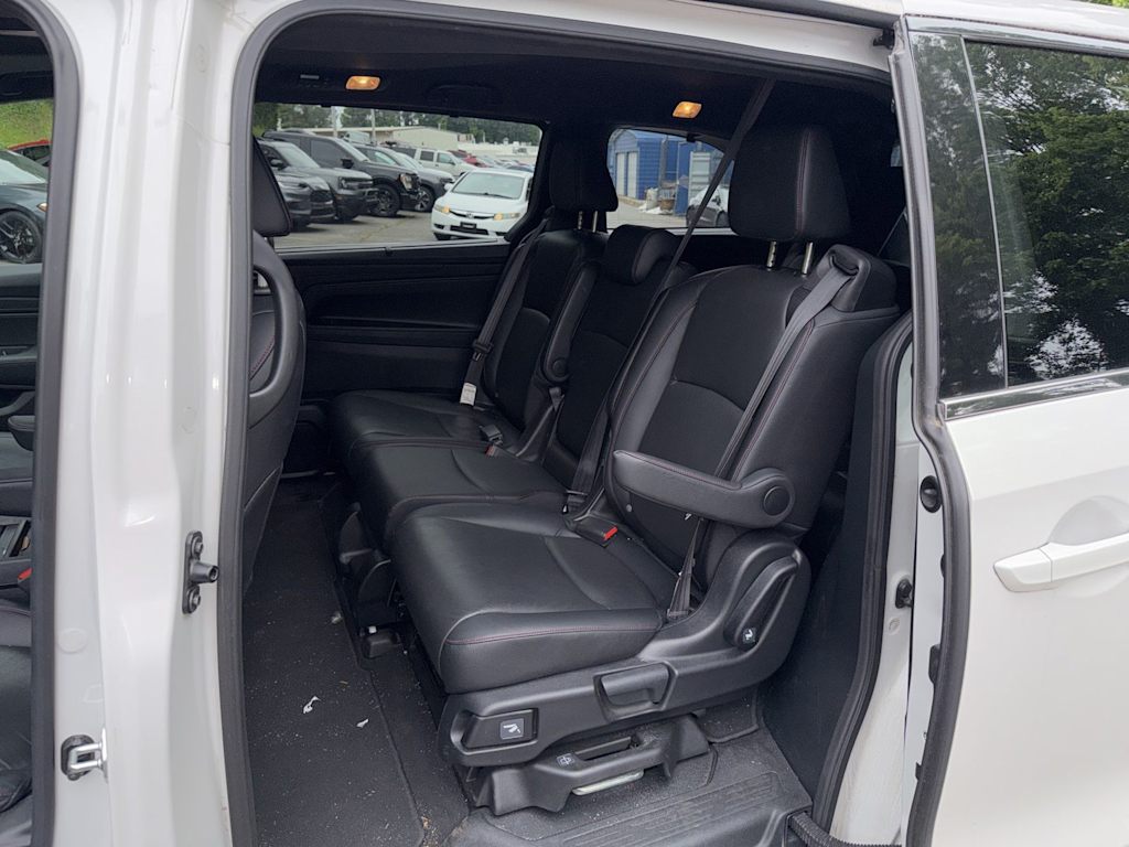 Thumbnail: 2023 Honda Odyssey - 9
