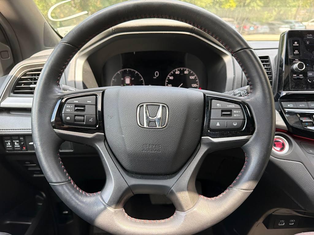Thumbnail: 2025 Honda Odyssey - 2