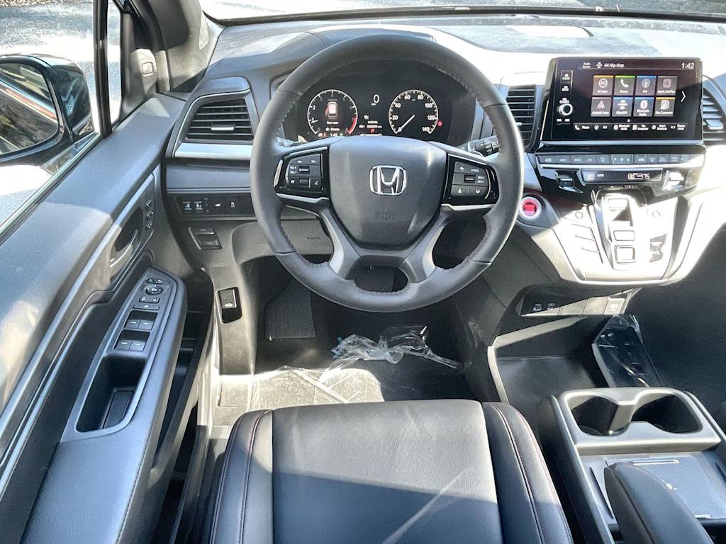 Thumbnail: 2026 Honda Odyssey - 2