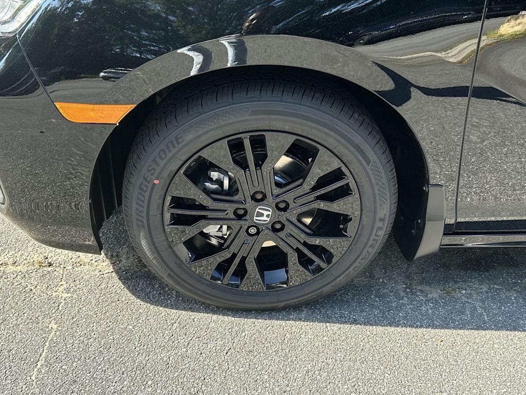 Thumbnail: 2026 Honda Odyssey - 7
