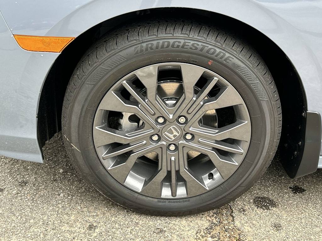 Thumbnail: 2026 Honda Odyssey - 7