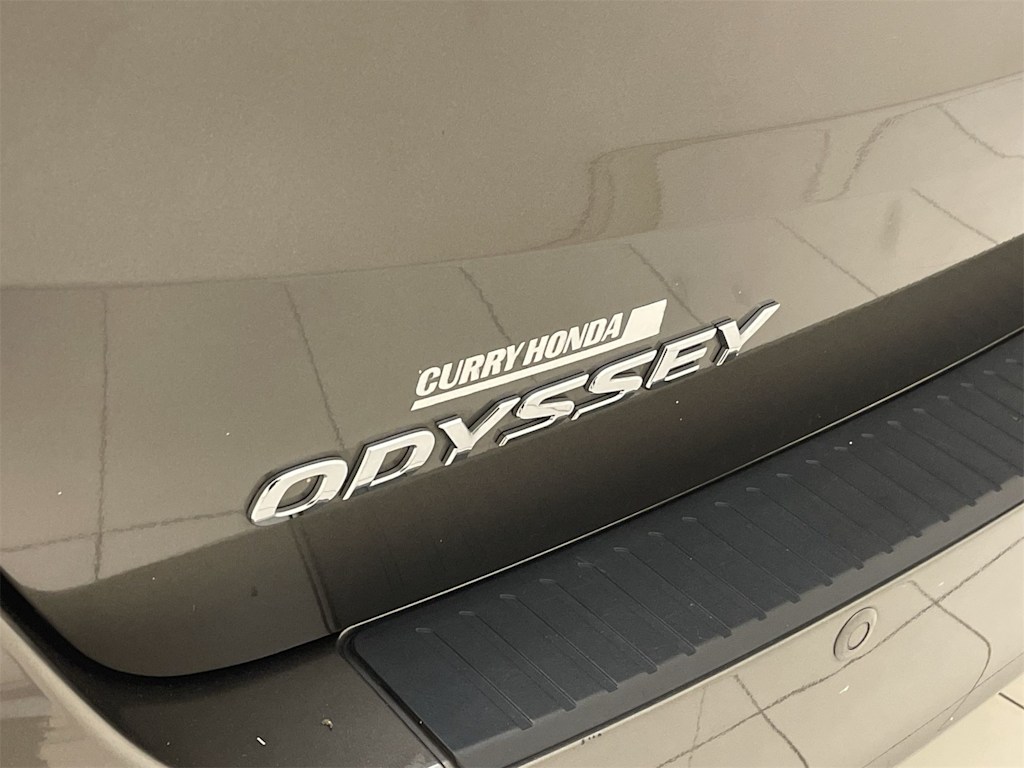 Thumbnail: 2023 Honda Odyssey - 5